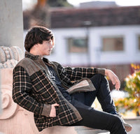 Thumbnail for Chaqueta con corderito a cuadros