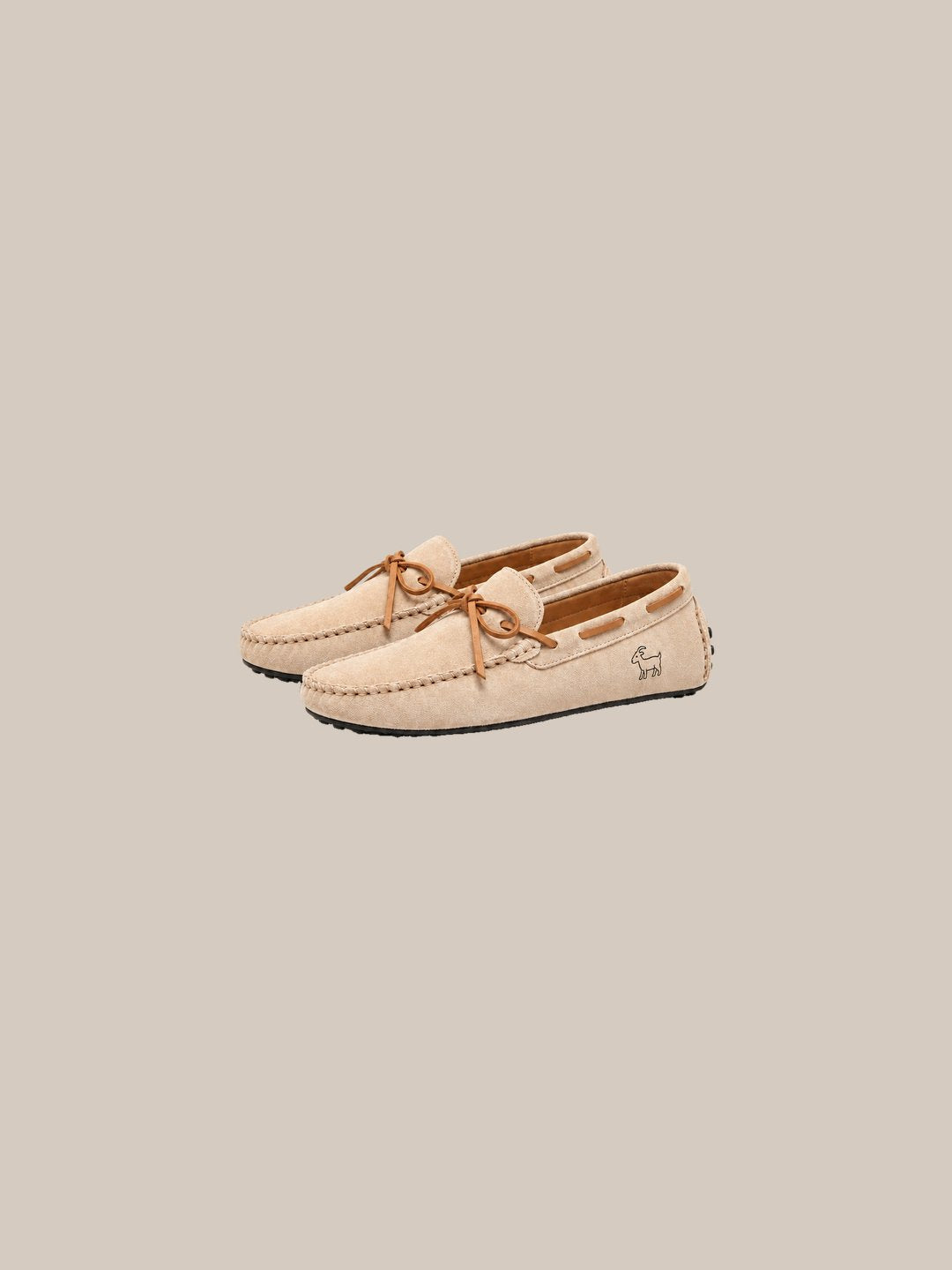 2 khaki par - IA GPT.jpg