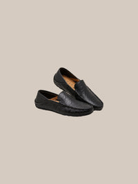 Thumbnail for 1 black par elegante - IA.jpg