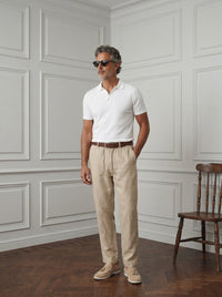 Thumbnail for Polo Chemise — Polo Chemise blanco - Modelo A2 de pie.jpg
