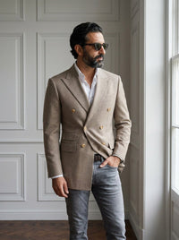 Thumbnail for Blazer Sloane Double-Breasted — Sloane taupe - plano medio dia.jpg