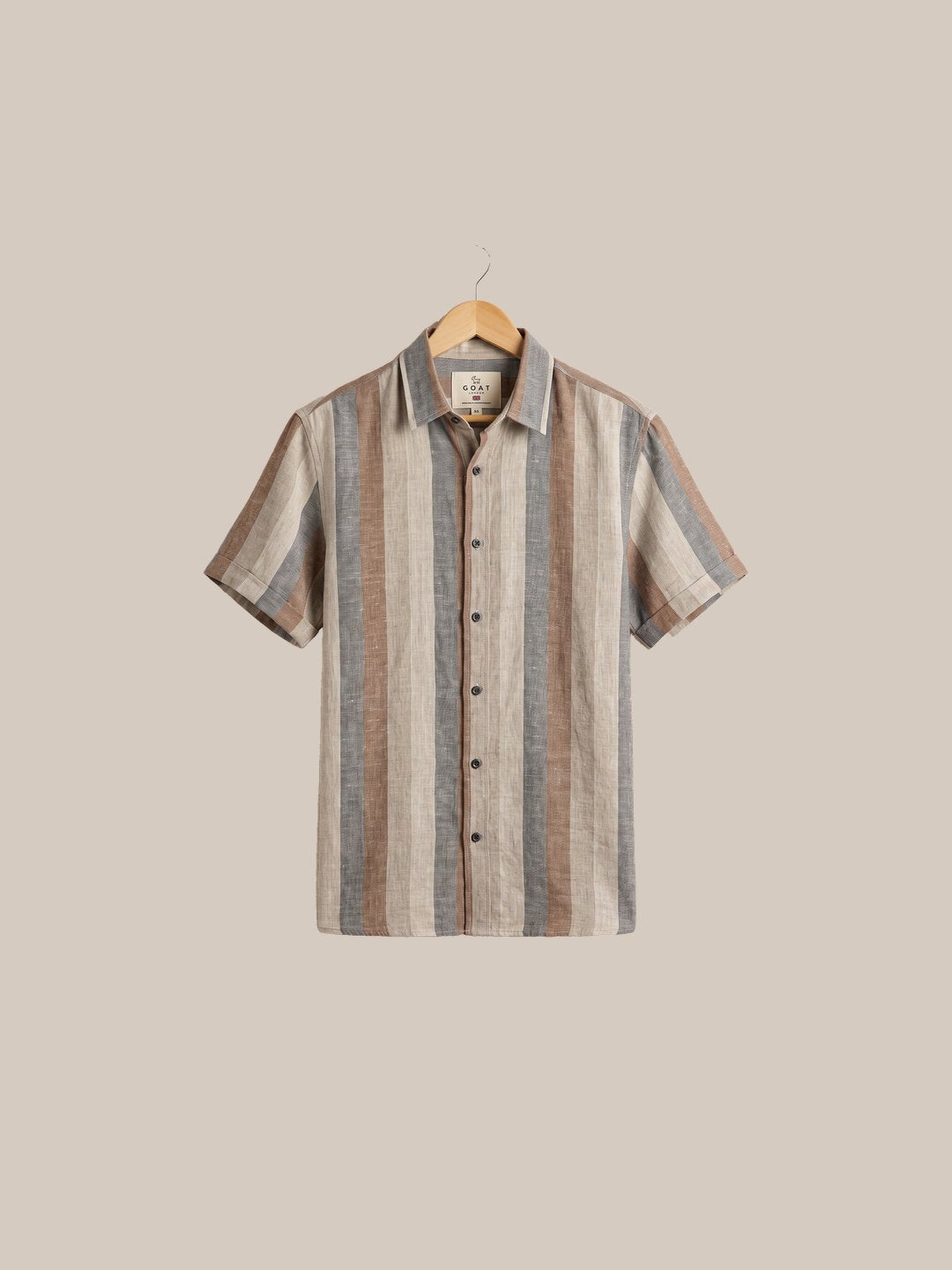 Camisa Marylebone 100% Lino — Marylebone marron Shopify percha - IA.jpg