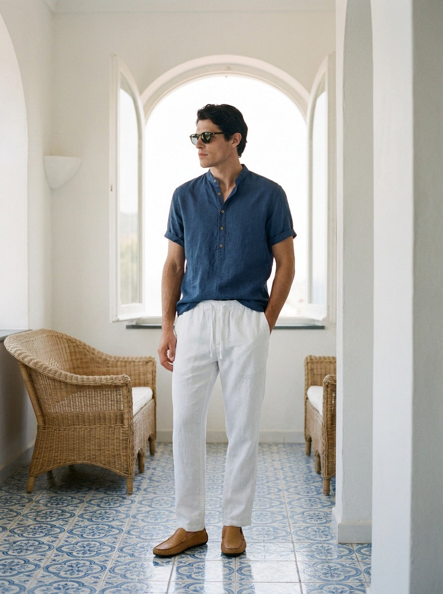 Camisa de lino Manga corta Azul Marino — Manga corta Azul Marino azul - Modelo V de pie.jpg
