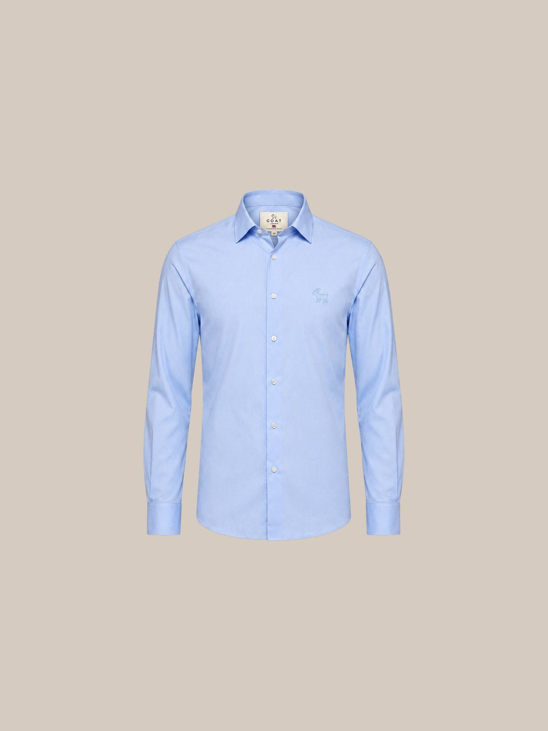 Camisa Knightsbridge Sky Blue Poplin — Modelo 53 celeste plano - IA.jpg