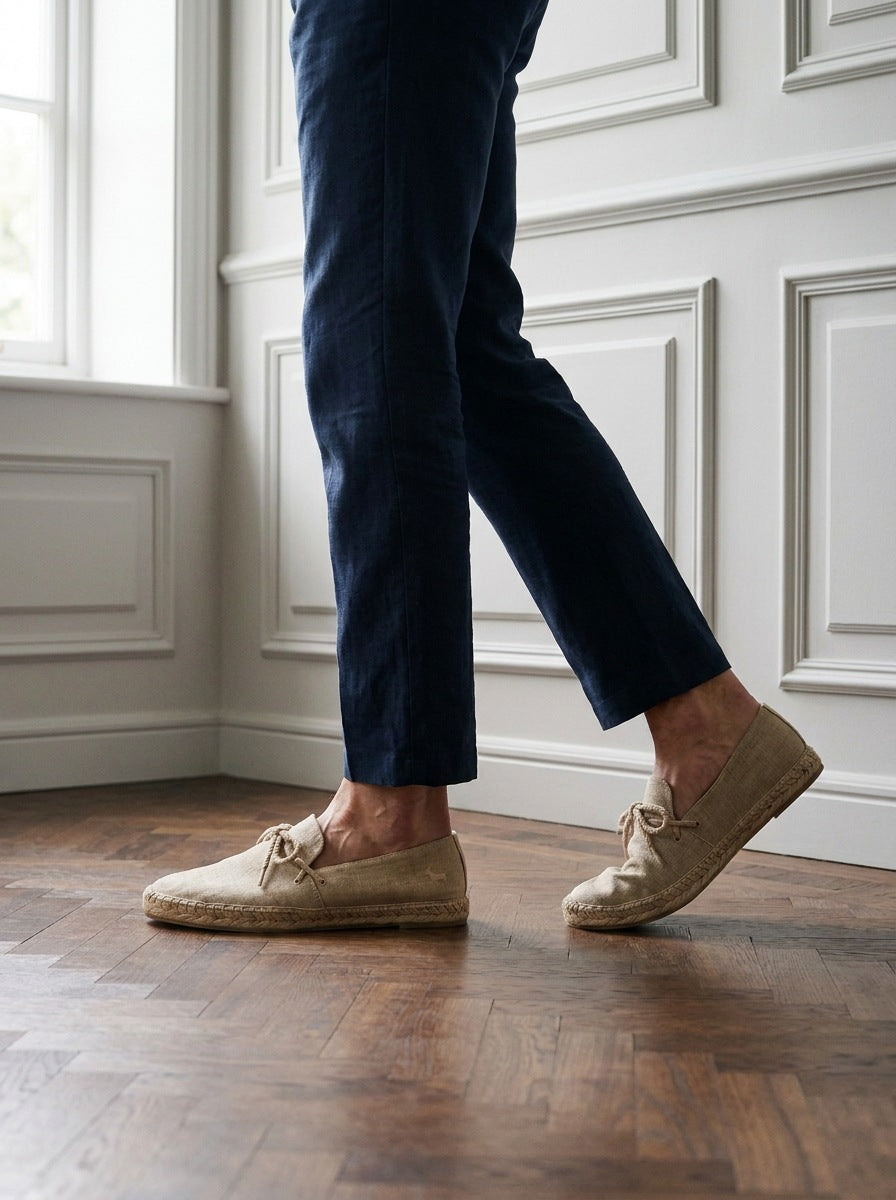 Zapato Wimbledon Linen Espadrille — Wimbledon kaki - modelo caminando.jpg