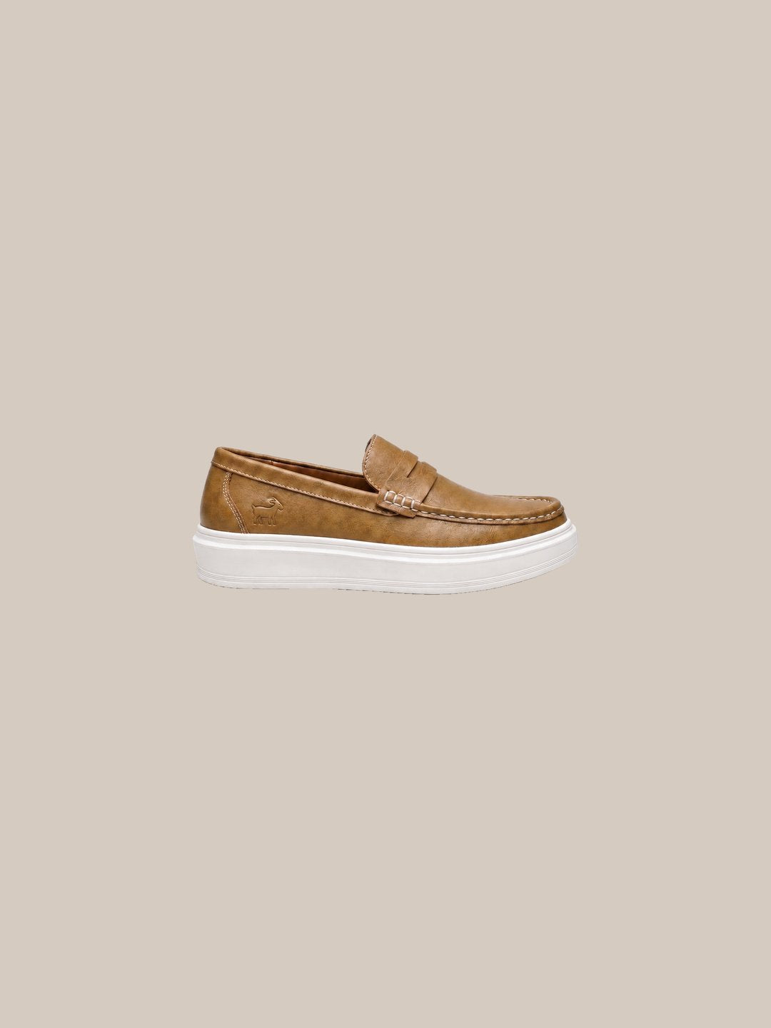 Mocasín Holland Park Platform Penny — 18 light brown perfil elegante - IA.jpg